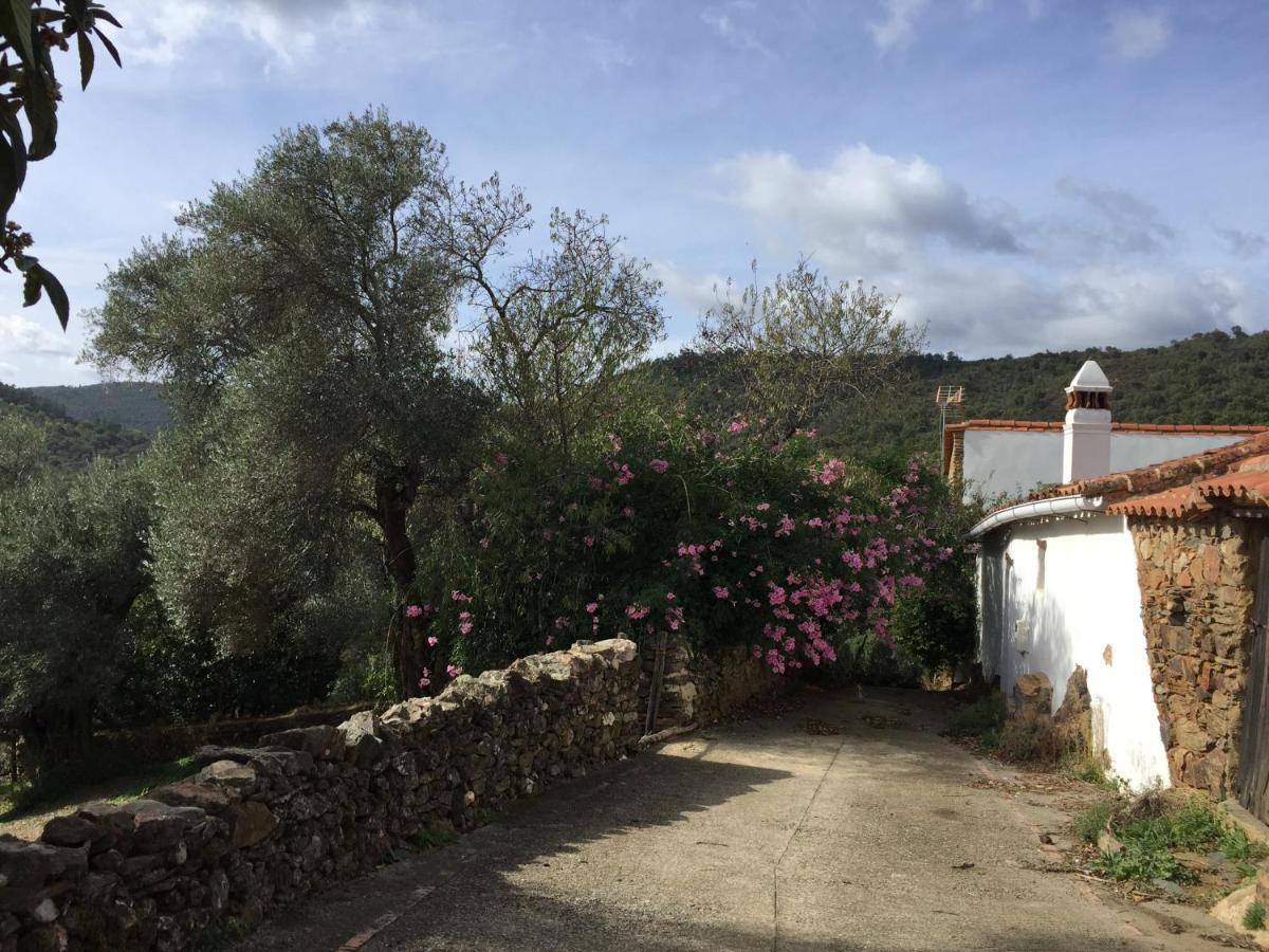 בית הארחה Alájar 	El Lucero מראה חיצוני תמונה